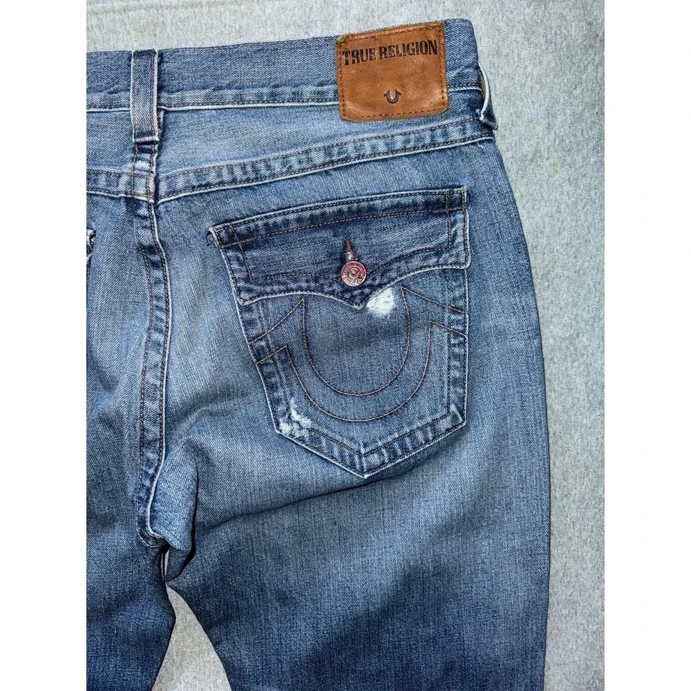 True Religion Mens Geno Relaxed Slim Distressed Dark Wash Blue Size 38‎